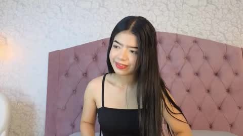 Eva online show from September 19, 2025, 11:22 am