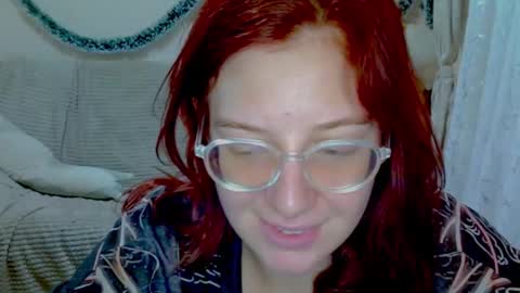 lily_ember online show from January 9, 2026, 6:42 pm