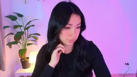 just lily online show from June 25, 2026, 10:47 pm