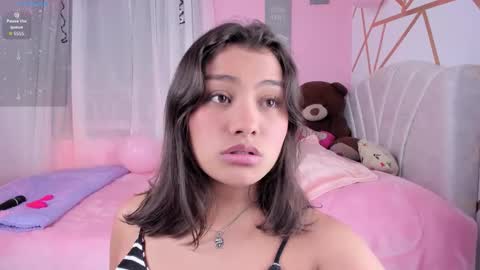 Lily online show from September 19, 2025, 4:36 am