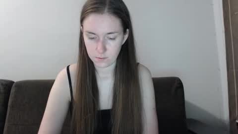 lily_love_x online show from September 12, 2025, 11:59 pm