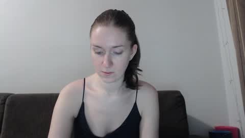 lily_love_x online show from February 18, 2026, 10:17 pm