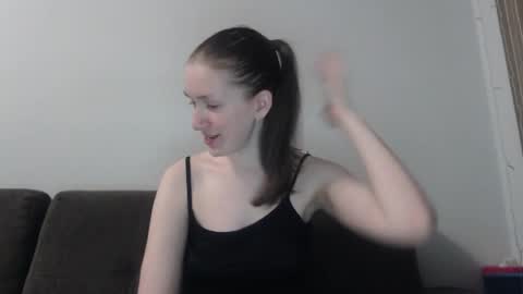 Snapshot of lily_love_x chatting on April 24, 2026, 11:51 pm lily_love_x online show from April 24, 2026, 11:51 pm