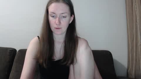 Snapshot of lily_love_x chatting on June 8, 2026, 10:54 pm lily_love_x online show from June 8, 2026, 10:54 pm