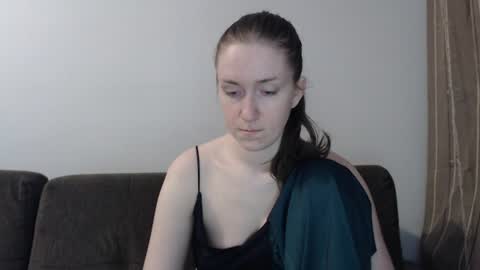 lily_love_x online show from June 25, 2026, 4:56 am