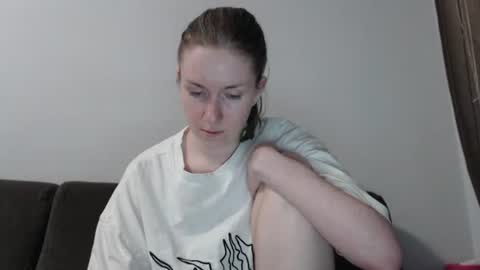 lily_love_x online show from July 24, 2026, 3:04 am