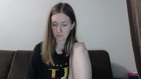 lily_love_x online show from August 1, 2026, 11:58 pm