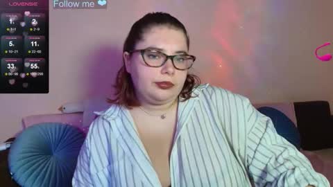 Elina  online show from October 9, 2025, 9:57 pm