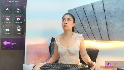 LILY MEGHAN online show from June 3, 2026, 7:41 pm