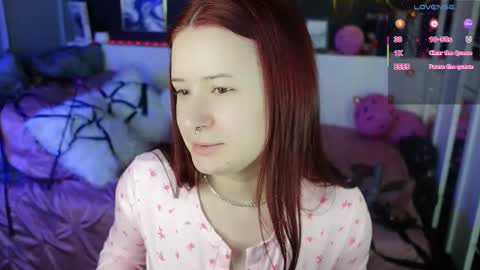 Snapshot of lily_moonlight chatting on February 20, 2026, 2:28 pm Lily online show from February 20, 2026, 2:28 pm