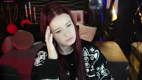 Snapshot of lily_moonlight chatting on February 21, 2026, 1:45 pm Lily online show from February 21, 2026, 1:45 pm