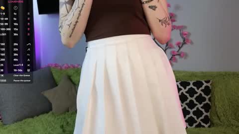 Lily online show from May 30, 2026, 9:17 am