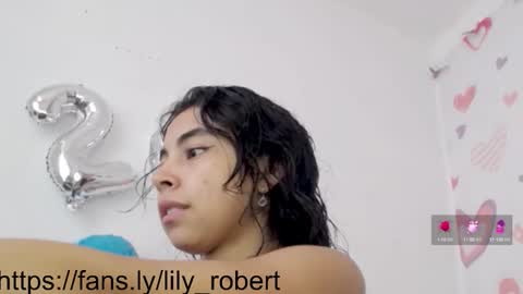 Snapshot of lily_robertss_ chatting on September 13, 2025, 3:23 pm Lily Roberts online show from September 13, 2025, 3:23 pm