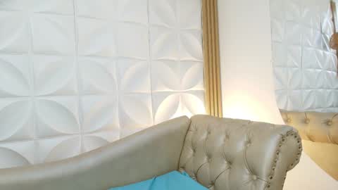 Lily Lauren online show from March 28, 2026, 2:16 pm