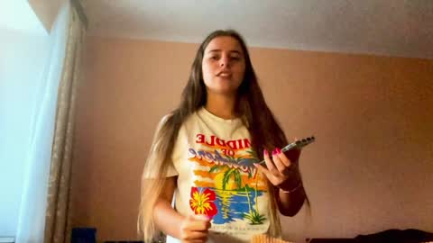 Lily online show from February 8, 2025, 1:01 pm