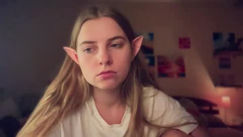 Lily online show from October 27, 2025, 4:55 pm