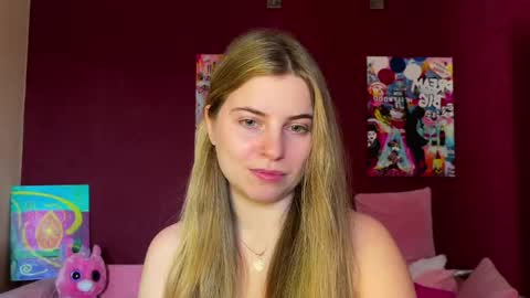 Lily online show from May 6, 2026, 2:44 pm