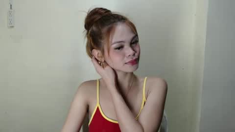 Snapshot of lily_summer23 chatting on December 12, 2024, 4:43 pm Youre pleasure Lily online show from December 12, 2024, 4:43 pm