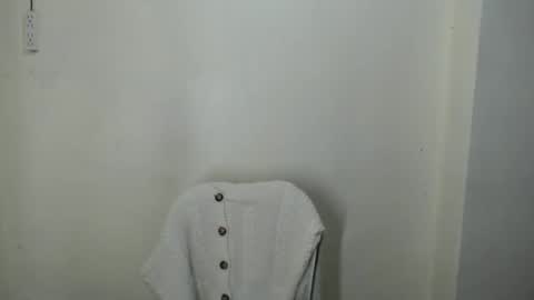 Snapshot of lily_summer23 chatting on December 13, 2024, 1:44 pm Youre pleasure Lily online show from December 13, 2024, 1:44 pm