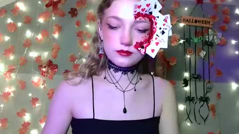 small lily online show from October 22, 2025, 5:34 pm