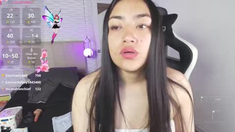 lily_waist online show from November 20, 2025, 3:07 am