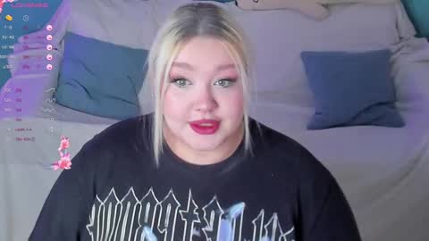 Lily online show from February 24, 2025, 9:52 pm