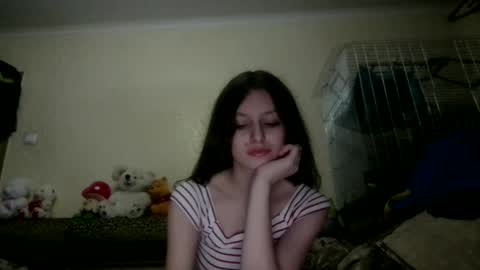 lilycandy_ online show from January 5, 2025, 3:55 pm