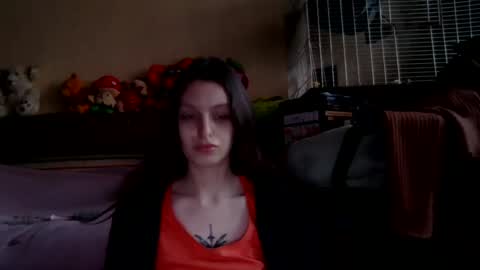 lilycandy_ online show from February 8, 2025, 1:11 pm