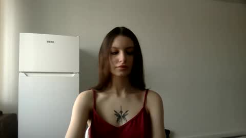 lilycandy_ online show from February 21, 2025, 9:34 am