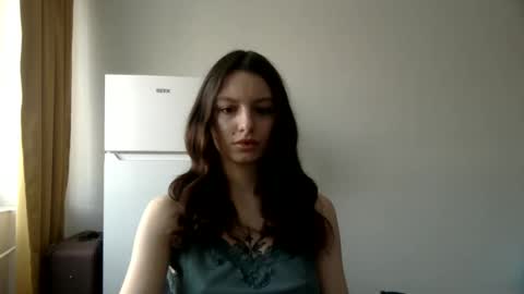 lilycandy_ online show from February 26, 2025, 7:20 am