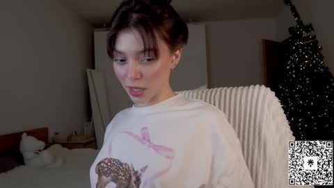 Lily   online show from December 23, 2024, 5:22 pm