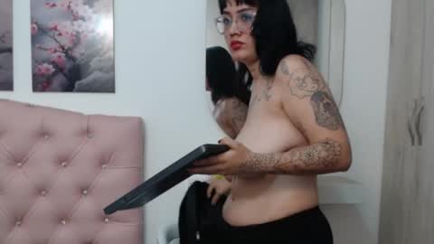 lilyfox23 online show from September 9, 2025, 12:37 pm