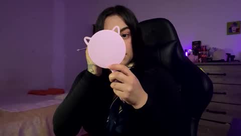 Lily online show from May 25, 2026, 8:26 pm