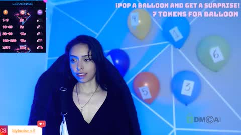 Liliana louise online show from December 17, 2025, 2:39 am