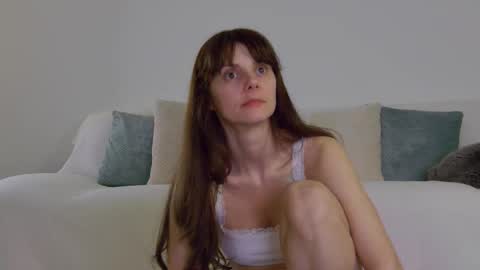 Snapshot of lilyroselyn chatting on February 17, 2026, 8:04 pm Lily online show from February 17, 2026, 8:04 pm