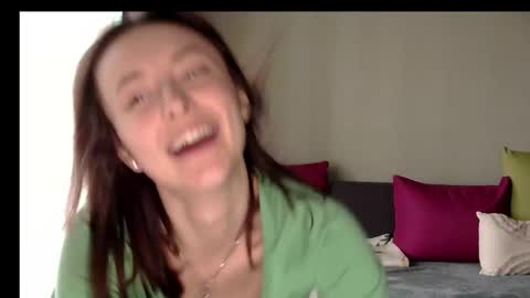 LilyXSky online show from January 10, 2025, 12:15 pm