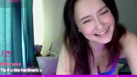 LilyXSky online show from September 18, 2025, 1:24 pm