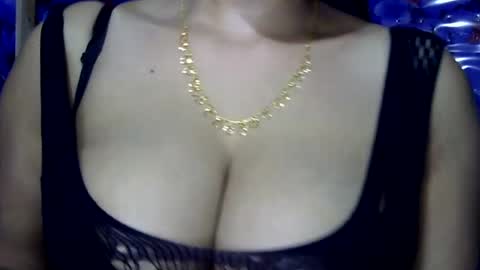 limaakter246618 online show from July 31, 2026, 5:01 pm