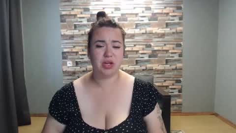 busty princess online show from October 5, 2025, 7:17 am