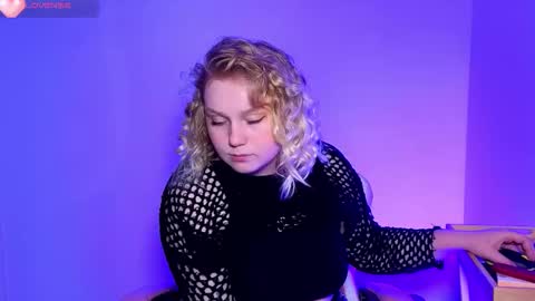 lime cat online show from September 24, 2025, 12:03 am