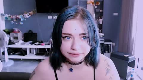 Lina2D tyan online show from October 16, 2025, 7:53 am