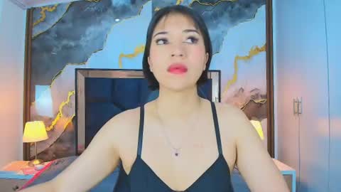  Lina Bedoya  online show from July 17, 2026, 11:28 am
