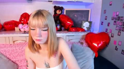 Lina blueeyed    GMT3 1100-1700 Mon Wed Thu Sat Sun online show from February 10, 2025, 8:09 am