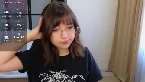 Lina online show from November 28, 2025, 3:53 am