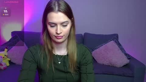 lina_bush online show from February 8, 2025, 8:42 am