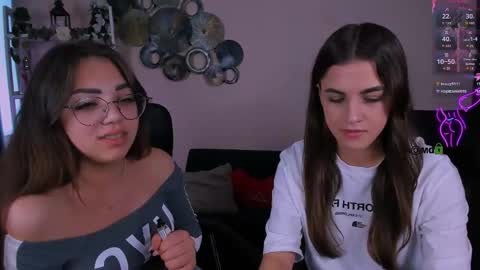 Snapshot of lina_fox12 chatting on May 22, 2026, 12:44 pm lina_fox12 online show from May 22, 2026, 12:44 pm
