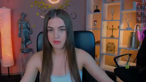 lina_fox12 online show from June 30, 2026, 12:28 pm
