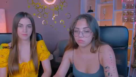 lina_fox12 online show from July 1, 2026, 12:18 pm