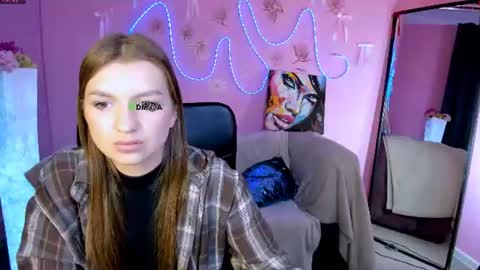 lina_fox12 online show from July 7, 2026, 12:20 pm