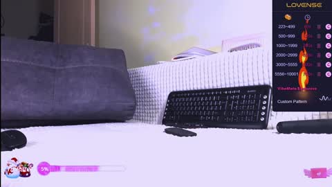 Snapshot of lina_owl chatting on December 5, 2024, 8:55 pm Lina online show from December 5, 2024, 8:55 pm